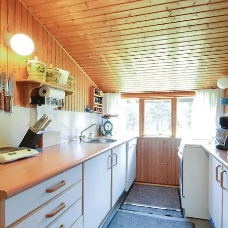 펜션 Three-bedroom Holiday In *